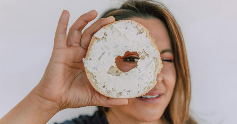 Qué es y cómo gestionar el hambre emocional